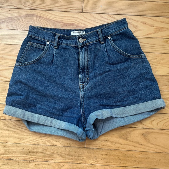 ❌ SOLD ❌ Pull & Bear High Waisted Denim Shorts Size 6 - Picture 2 of 8